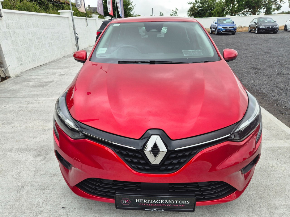 2022 Renault Clio 1L Petrol For Sale Images