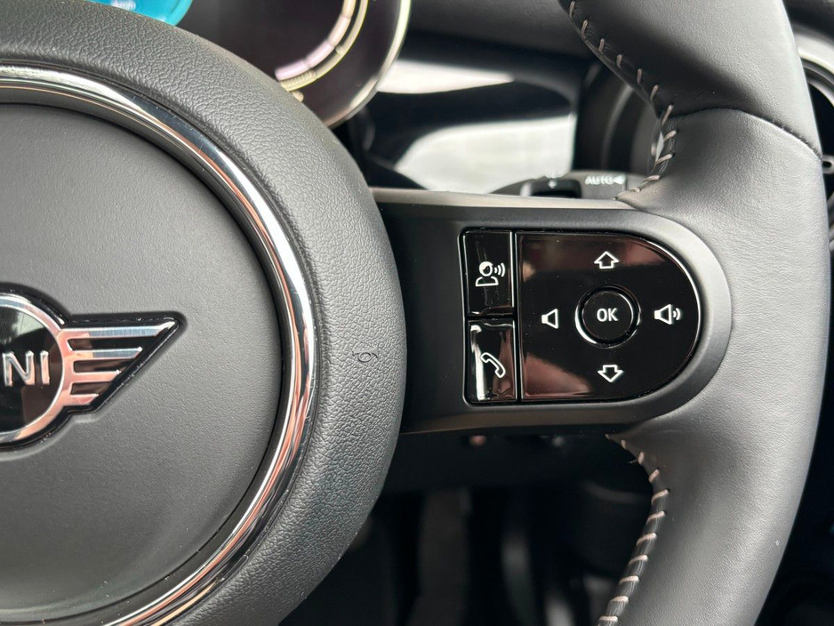 MINI Hatch LEVEL 3 LEATHER SUNROOF — thumbnail 19