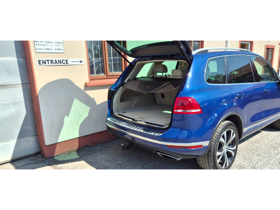 2017 Volkswagen Touareg 3L Diesel For Sale Images