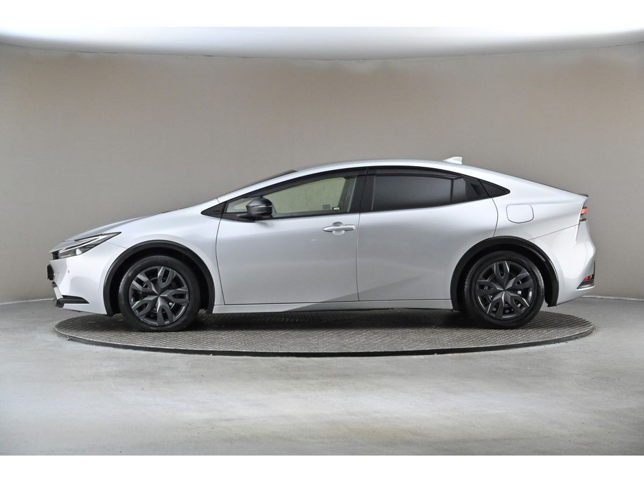 Toyota Prius *JUST REDUCED* 1.8 SELF CHARGING HYBRID *REVERSE CAM*PARK SENSORS* — thumbnail 5