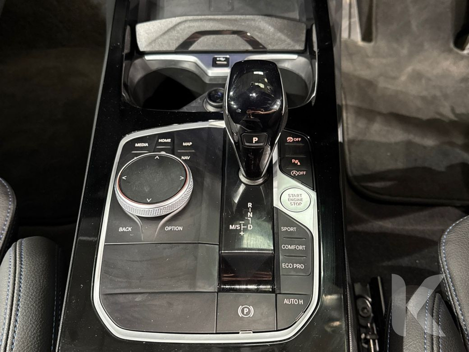 BMW 1 Series HATCHBACK 118I MSPORT - AUTOMATIC 1.5L PETROL TURBO - MSPORT ALLOY WHEELS - HALF LEATHER - MSPORT STITCHING/BADGING - DIGITAL DASH - REAR CAMERA/PARKI — thumbnail 18