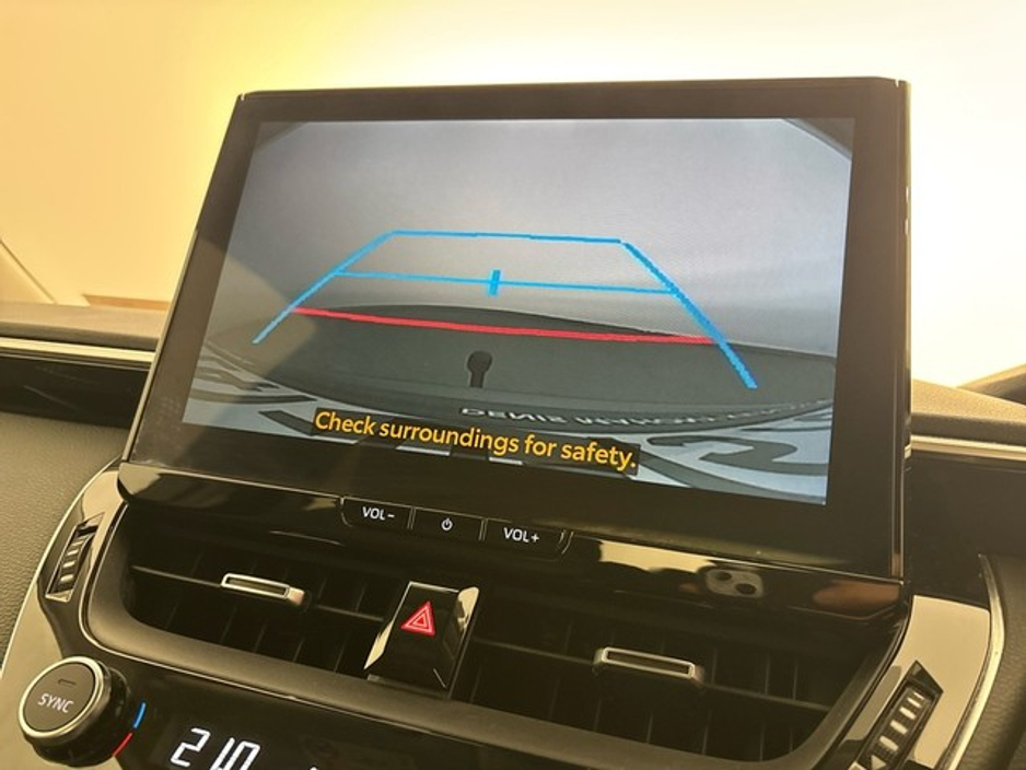 Toyota Corolla LUNA SPORT SALOON 4DR — thumbnail 17