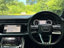 2021 Audi Q8 3L Petrol Plug-in Hybrid For Sale Images