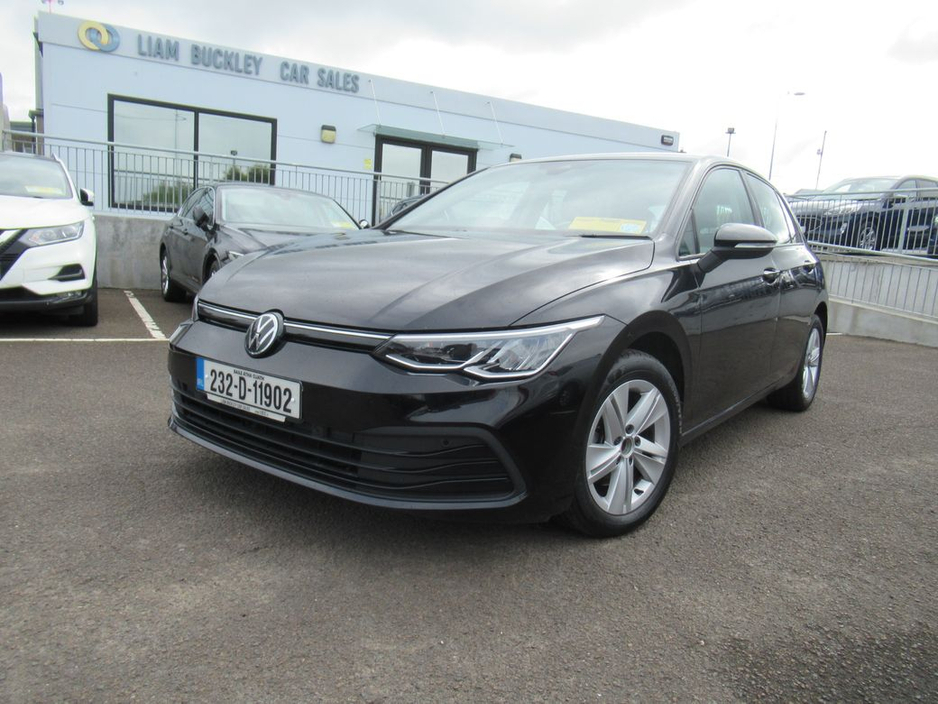 Volkswagen Golf Life 2.0 TDI 115HP 5DR