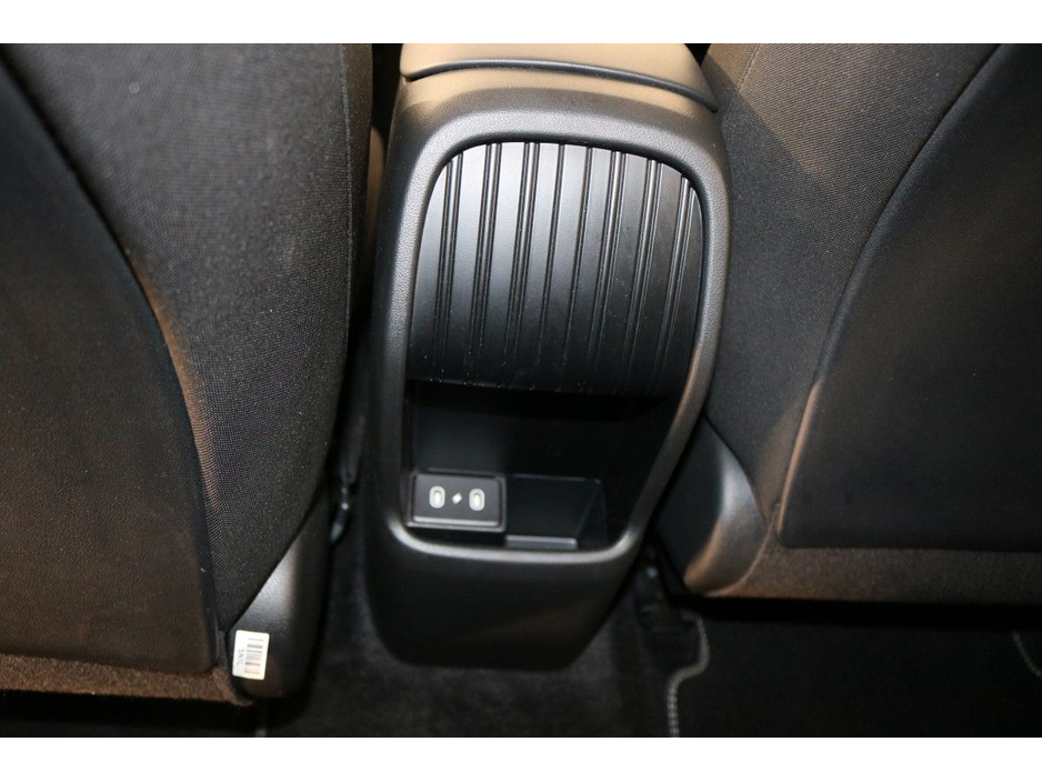 Hyundai Kona Hybrid Signature 1.6L Petrol Automatic Compact SUV — thumbnail 10