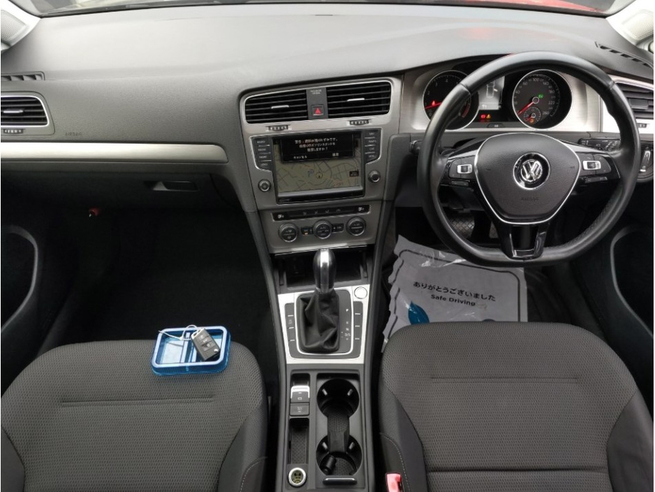 Volkswagen Golf 1.2 Estate Petrol Auto — thumbnail 5