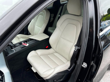 2019 Volvo XC60 2L Diesel For Sale Images