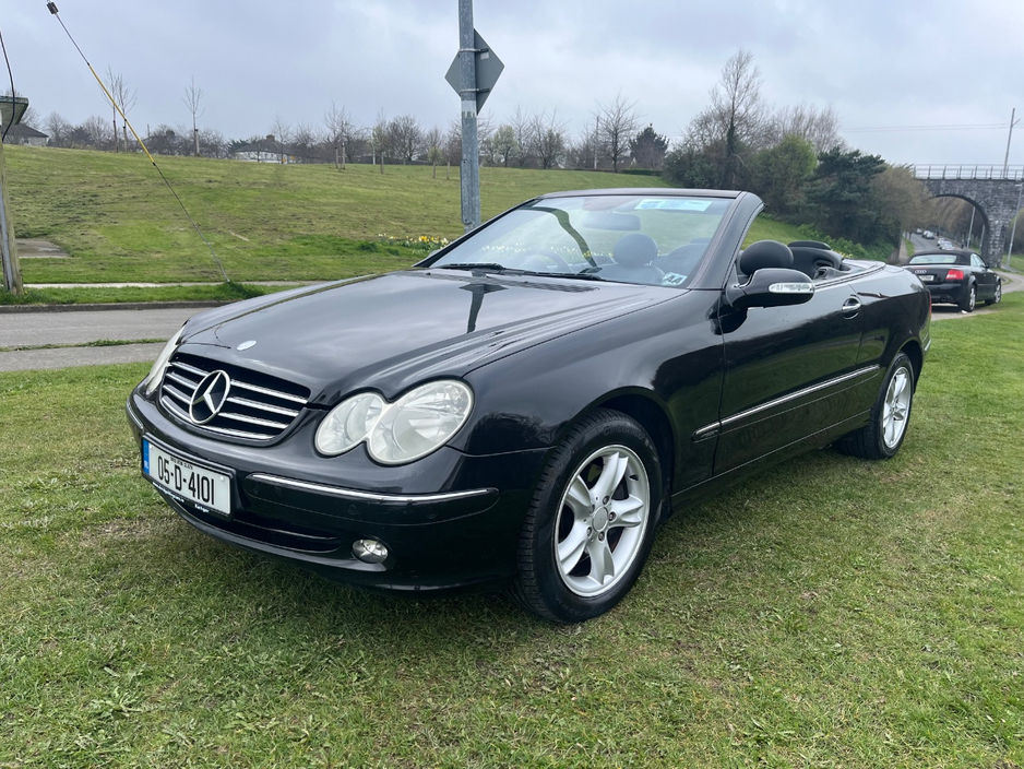 2005 Mercedes-Benz CLK Class 1.8L Petrol For Sale Images