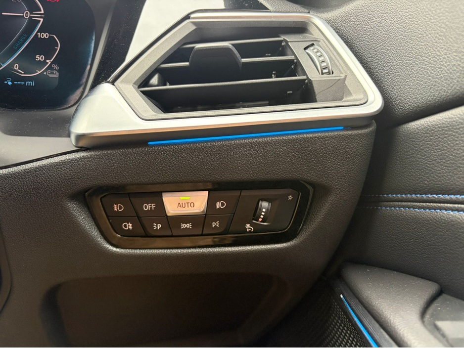 2022 BMW 3 Series 2L Hybrid For Sale Images