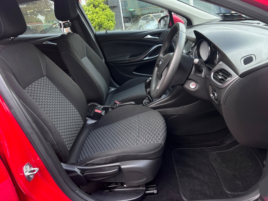 2017 Opel Astra 1L Petrol For Sale Images