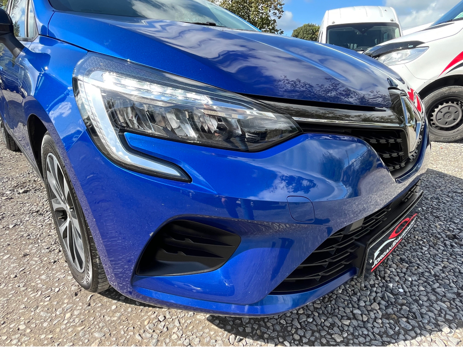 2023 Renault Clio 1L Petrol For Sale Images