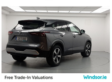 Nissan Qashqai 1.3 PET MILD HYBRID SV...