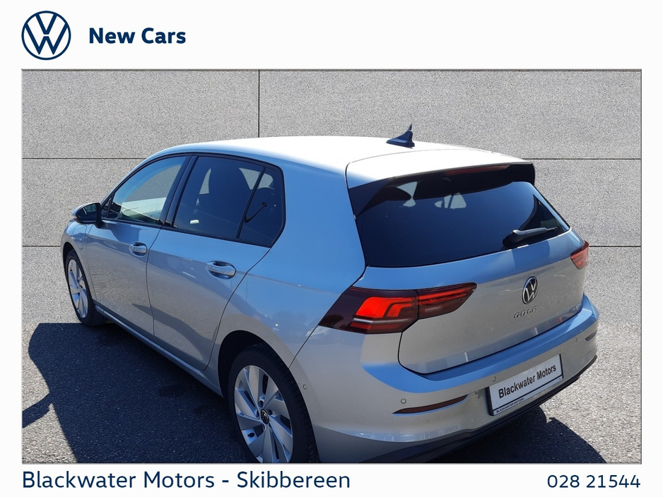 Volkswagen Golf 1.5 TSI 150HP EDITION 75 PHEV — thumbnail 3