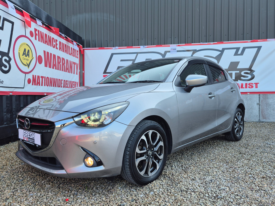 Mazda Demio — thumbnail 4