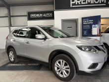 Nissan X-Trail . DSL XE  SEAT E  DR