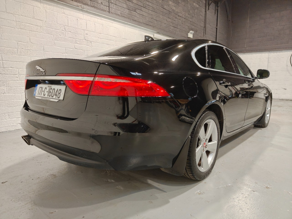 Jaguar XF 2.0 D PORTFOLIO 180PS AUTO 4DR — thumbnail 6