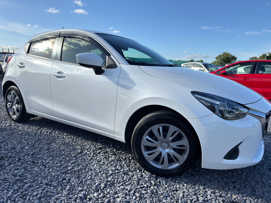 Mazda Demio 1.3 Petrol Automatic Low Km — thumbnail 7
