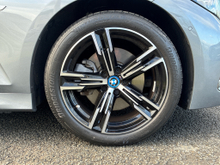 2024 BMW 3 Series 2L Petrol Plug-in Hybrid For Sale Images