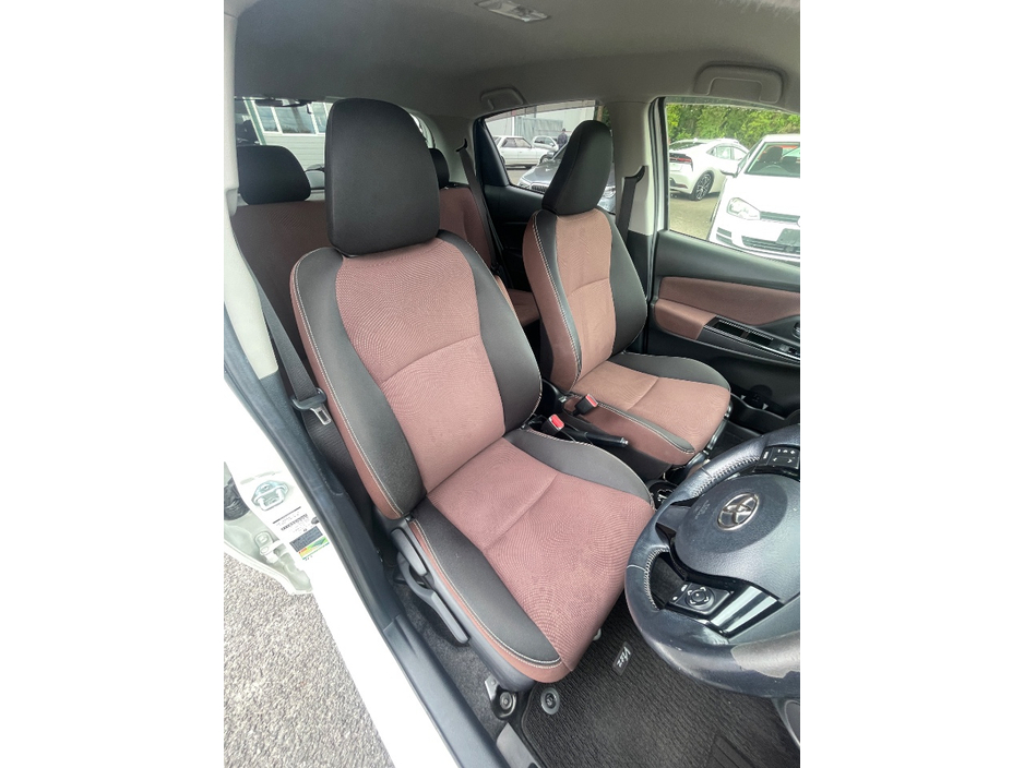 2017 Toyota Yaris 1.3L Petrol For Sale Images