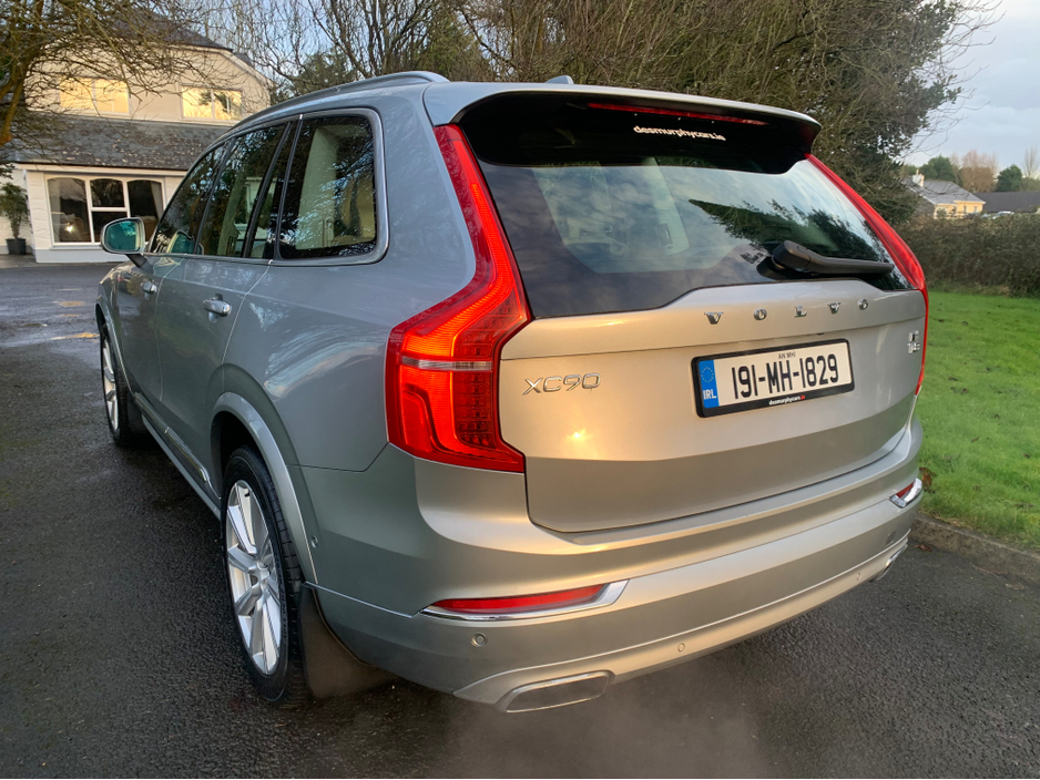 2019 Volvo XC90 2L Petrol Plug-in Hybrid For Sale Images