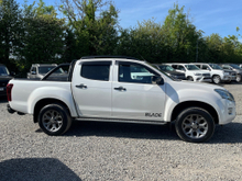 2015 Isuzu D-MAX 2.5L Diesel For Sale Images