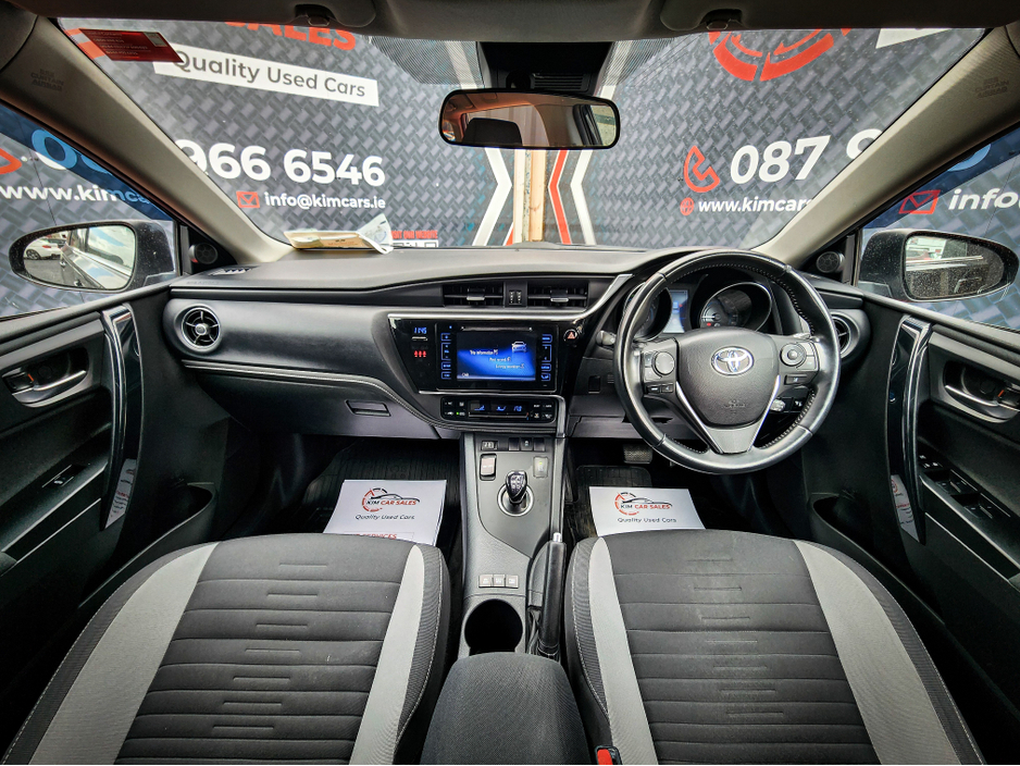 2018 Toyota Auris 1.8L Petrol Hybrid For Sale Images