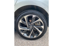 2017 Toyota Auris 1.8L Hybrid For Sale Images