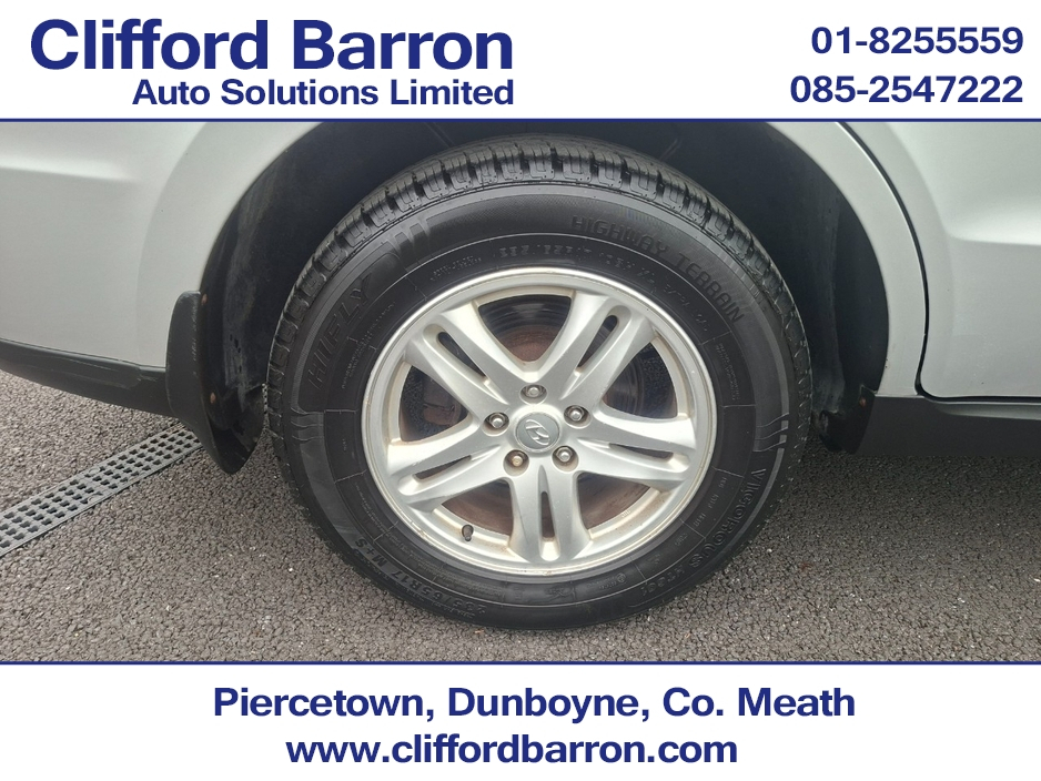 2012 Hyundai Santa Fe 2L Diesel For Sale Images
