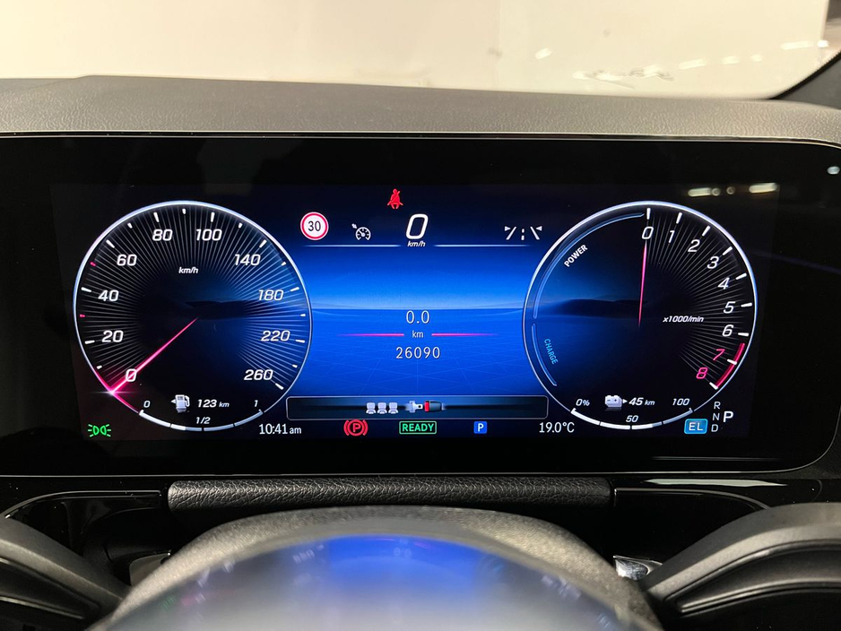 Mercedes-Benz GLA Class 250e Progressive - Reversing Camera - Ambient Lighting - Sat Nav - Climate Control - Heated Seats - Keyless Start - Apple CarPlay/Android Auto - €46,950 or €47,900 with Supagard Vehicle Protection & G — thumbnail 9