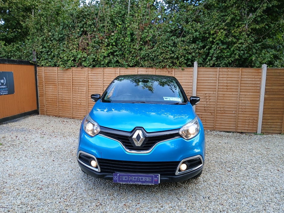 2015 Renault Captur 0.9L Petrol For Sale Images