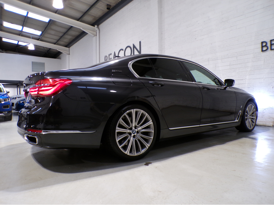 2017 BMW 7 Series 2L Petrol Plug-in Hybrid For Sale Images