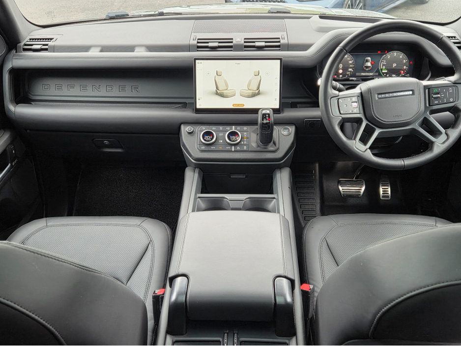2024 Land Rover Defender 2L Petrol Plug-in Hybrid For Sale Images