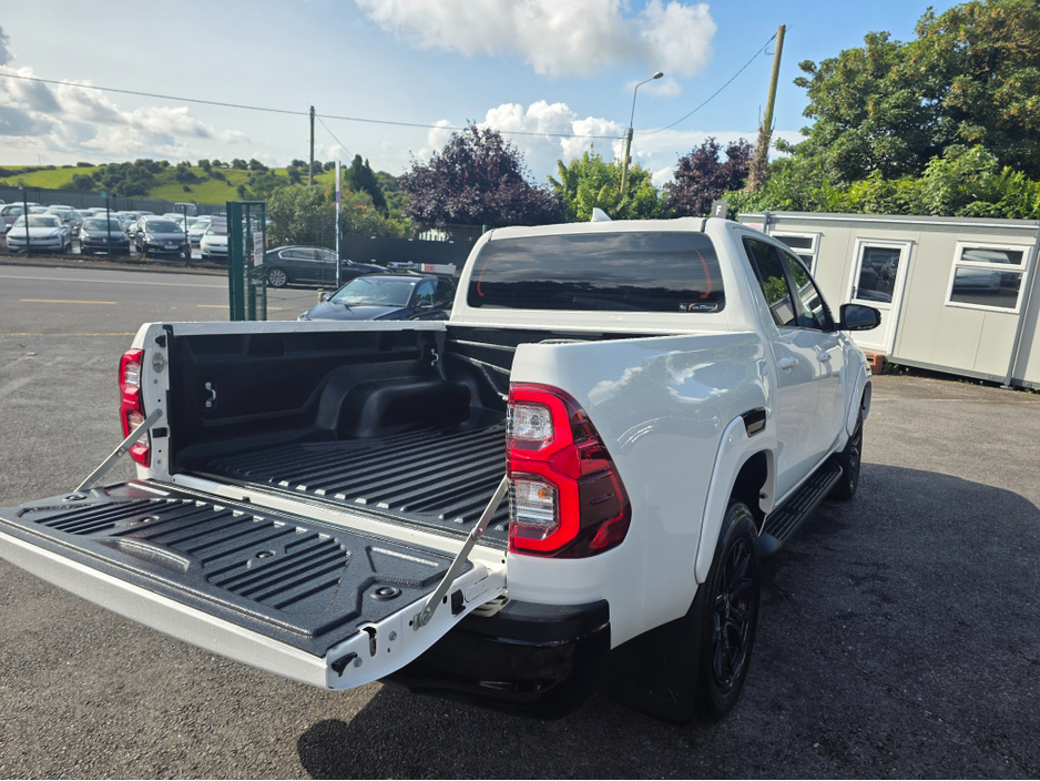 2023 Toyota Hilux 2.4L Diesel For Sale Images
