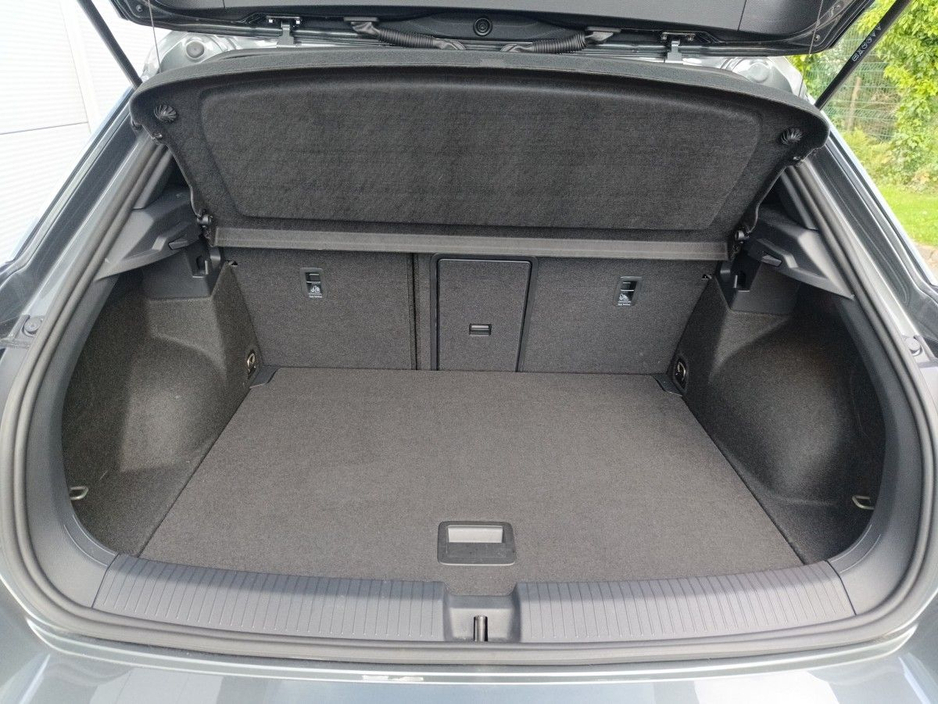 2025 Volkswagen T-Roc 2L Diesel For Sale Images