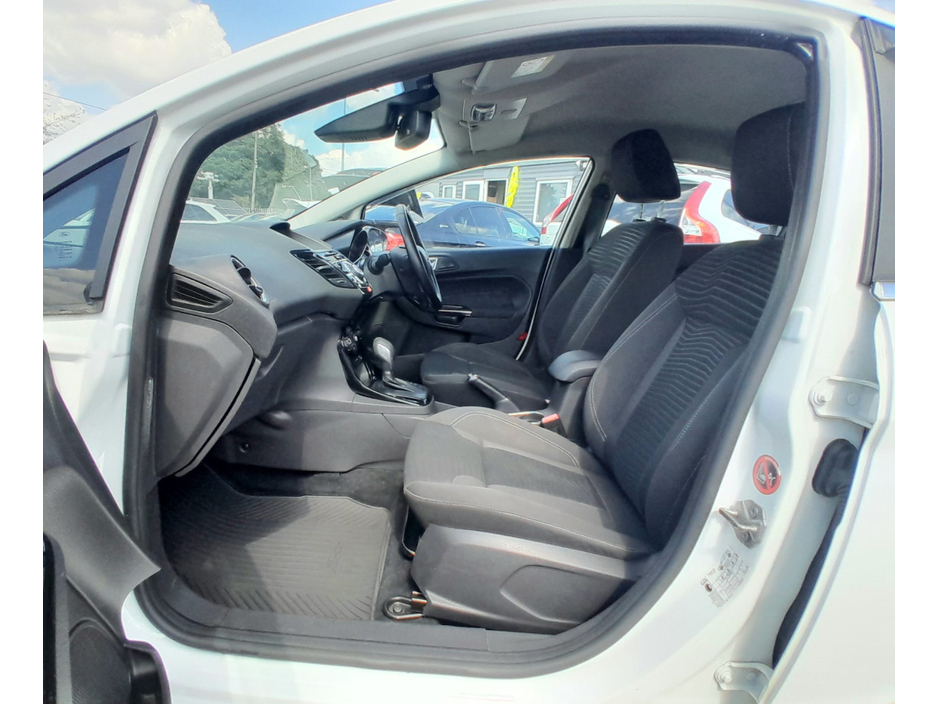 Ford Fiesta 1.0L EcoBoost Petrol Automatic - Low mileage (3160) — thumbnail 16