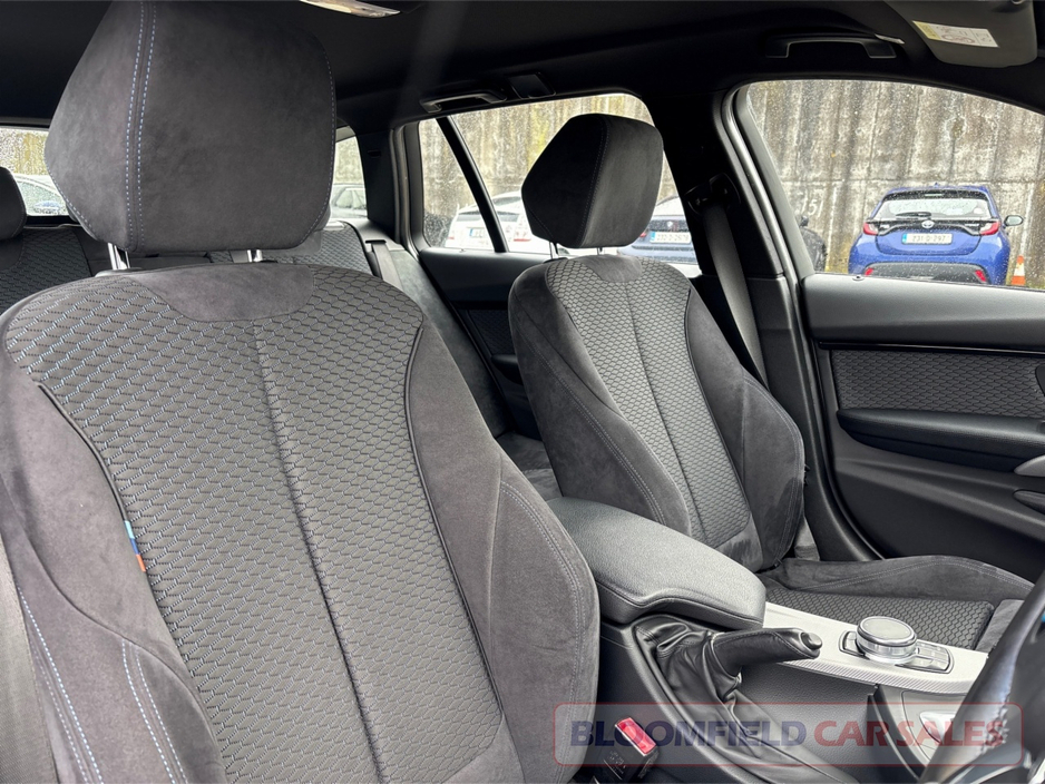 BMW 3 Series 320i MSPORT , AUTO // PRISTINE — thumbnail 11