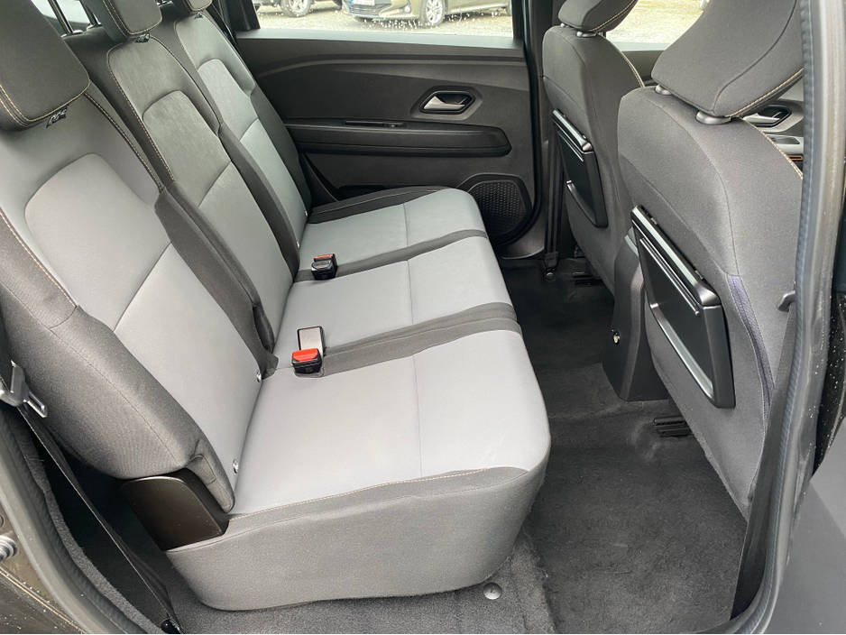 2024 Dacia Jogger 1L Petrol For Sale Images