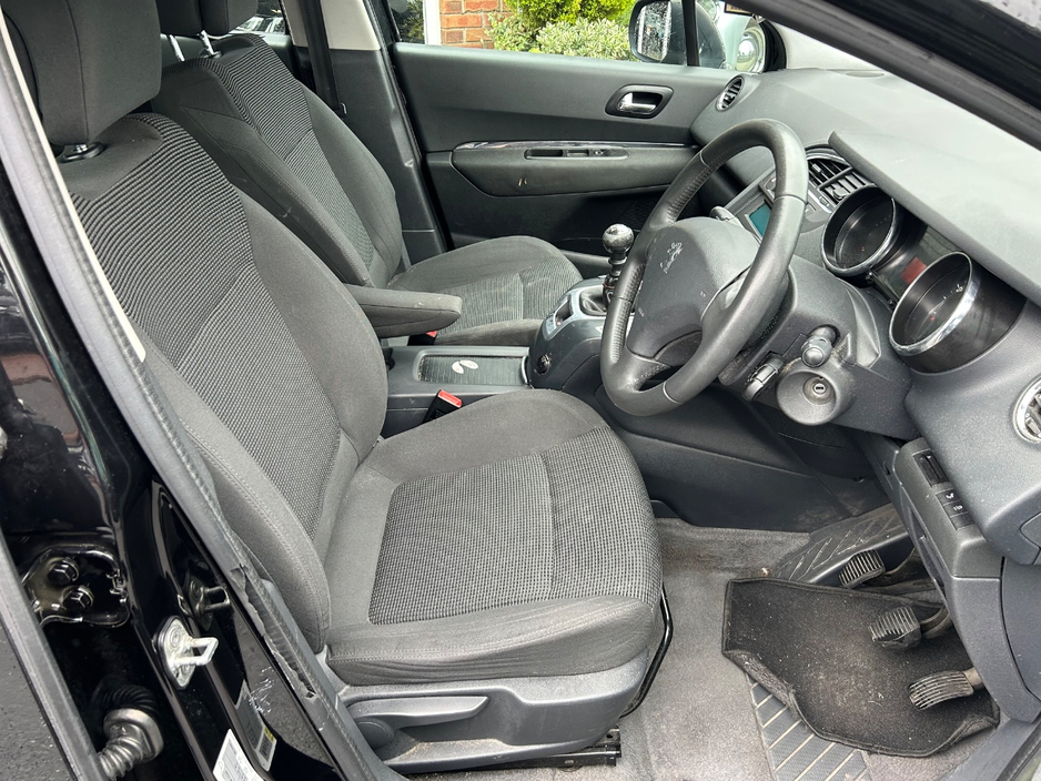 2014 Peugeot 5008 1.6L Diesel For Sale Images