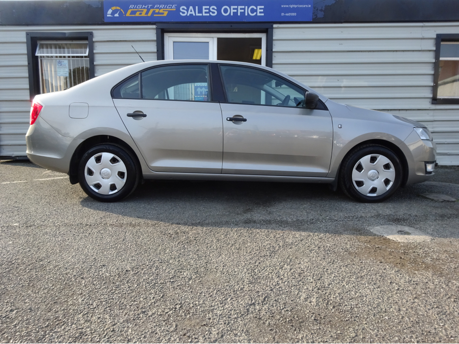 2013 Skoda Rapid 1.6L Diesel For Sale Images