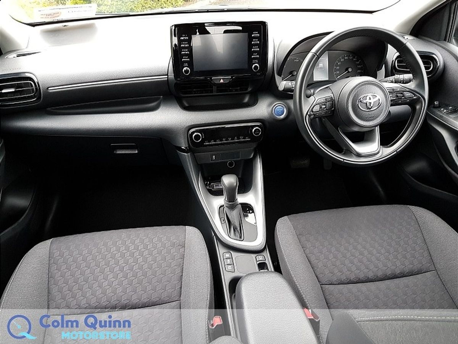 Used Toyota Yaris LUNA 1.5 HYBRID AUTO HATCHBACK (2023 (231))