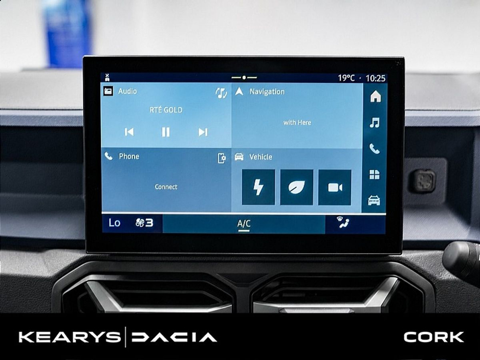 Dacia Duster Journey HEV 155 E06X,gap smart 2 yrs service pack extra insurances — thumbnail 18