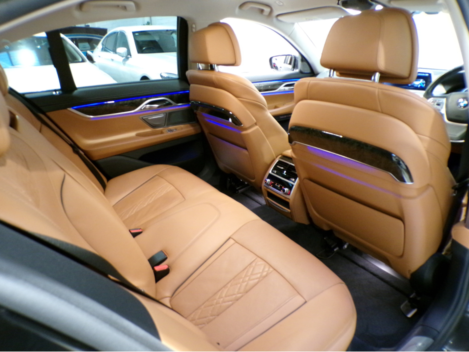 2017 BMW 7 Series 2L Petrol Plug-in Hybrid For Sale Images