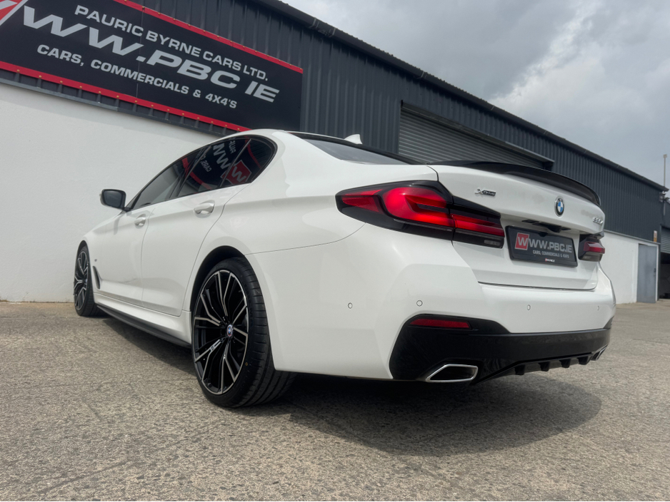 2023 BMW 5 Series 2.0L Diesel Hybrid For Sale Images