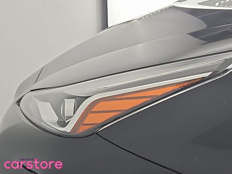 Toyota Prius 1.8 Hybrid Auto — thumbnail 17