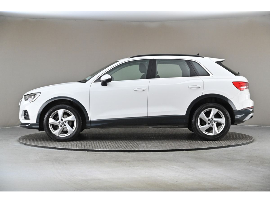 Audi Q3 35 TDI 150BHP S TRONIC SE — thumbnail 5