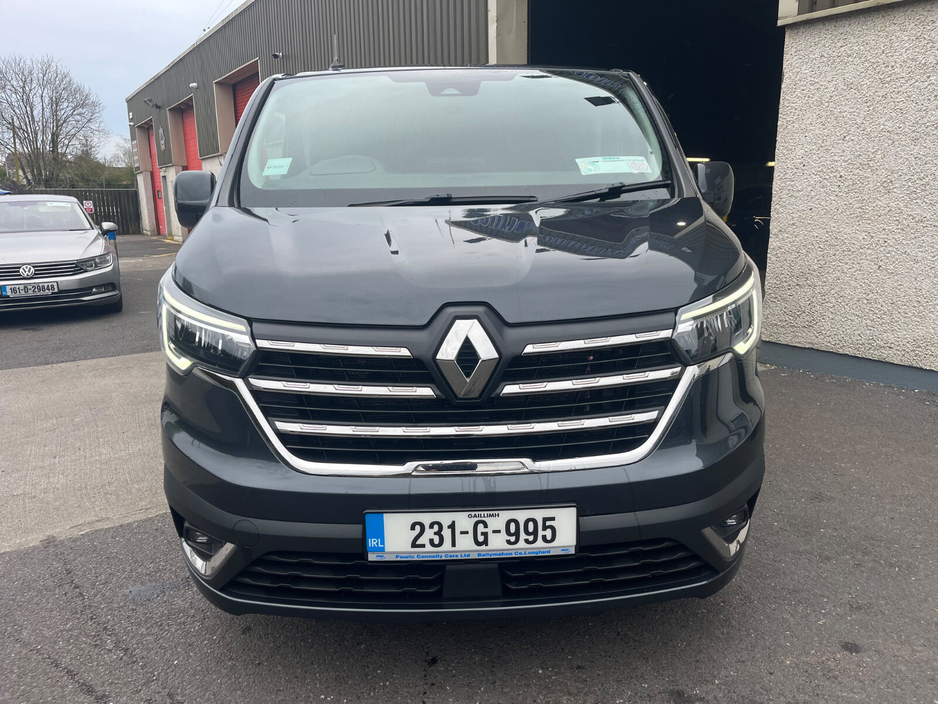 2023 Renault Trafic 2L Diesel For Sale Images