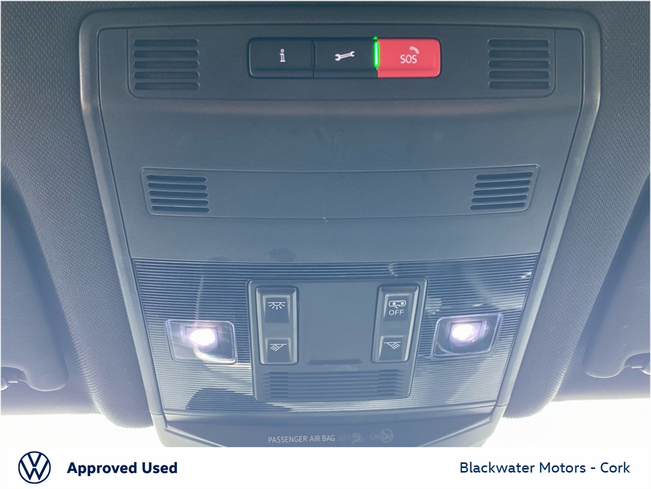 Volkswagen T-Roc 1.0TSI 110BHP R-LINE WITH REVIEW CAMERA AND WINTER PACK — thumbnail 27