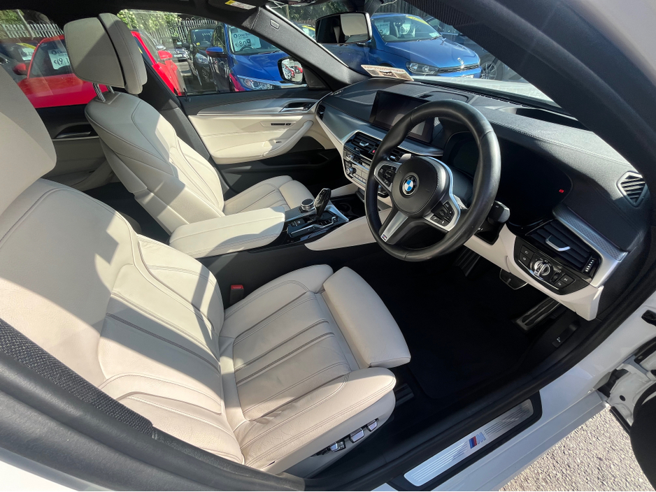 2018 BMW 5 Series 2.0L Hybrid For Sale Images