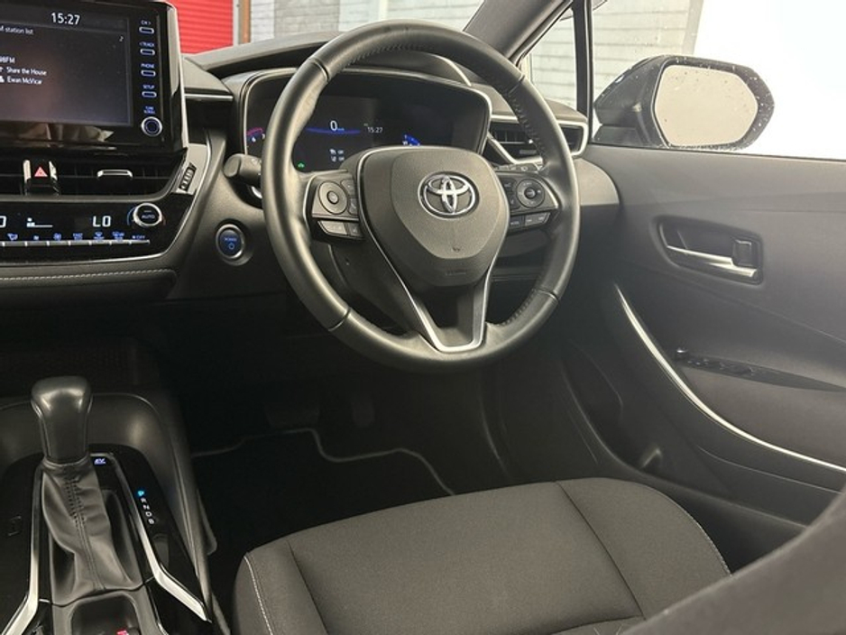 Toyota Corolla HYBRID LUNA H/B — thumbnail 9