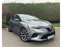 2023 Renault Clio 1L Petrol For Sale Images